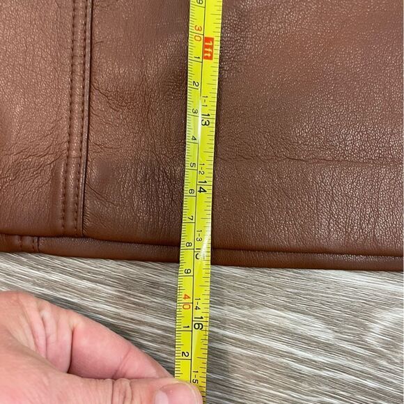 Wilfred Aritzia Chemistry Skirt Brown Faux Leather Stretchy Mini skirt sz 2 - Picture 7 of 10